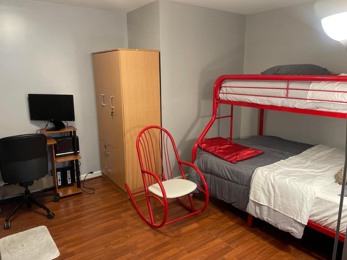 렉싱턴 Cute 2-Brm Walkout Apt With Pool Table And Theater 아파트 외부 사진